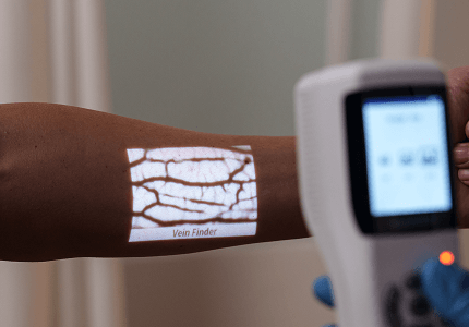 handheld-vascular-finder-clinic-device